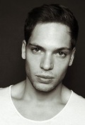 Román Reyes